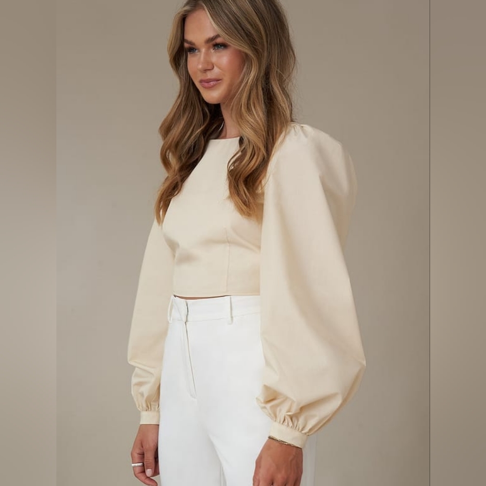NWOT! NA-KD X Hanna Shoenberg Beige Balloon Sleeve Open Back Blouse, Size XS